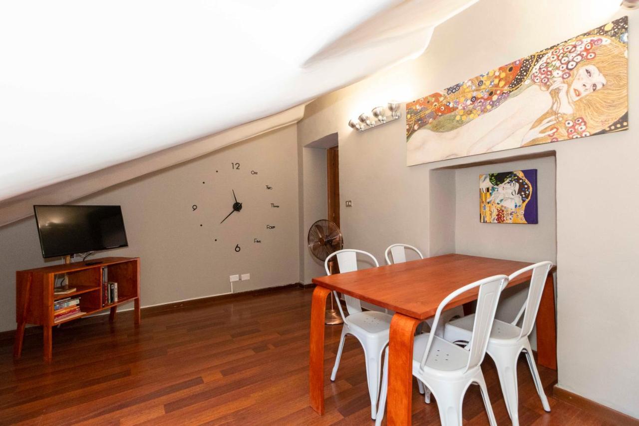 San Salvario Apt With Balcony Turim Exterior foto
