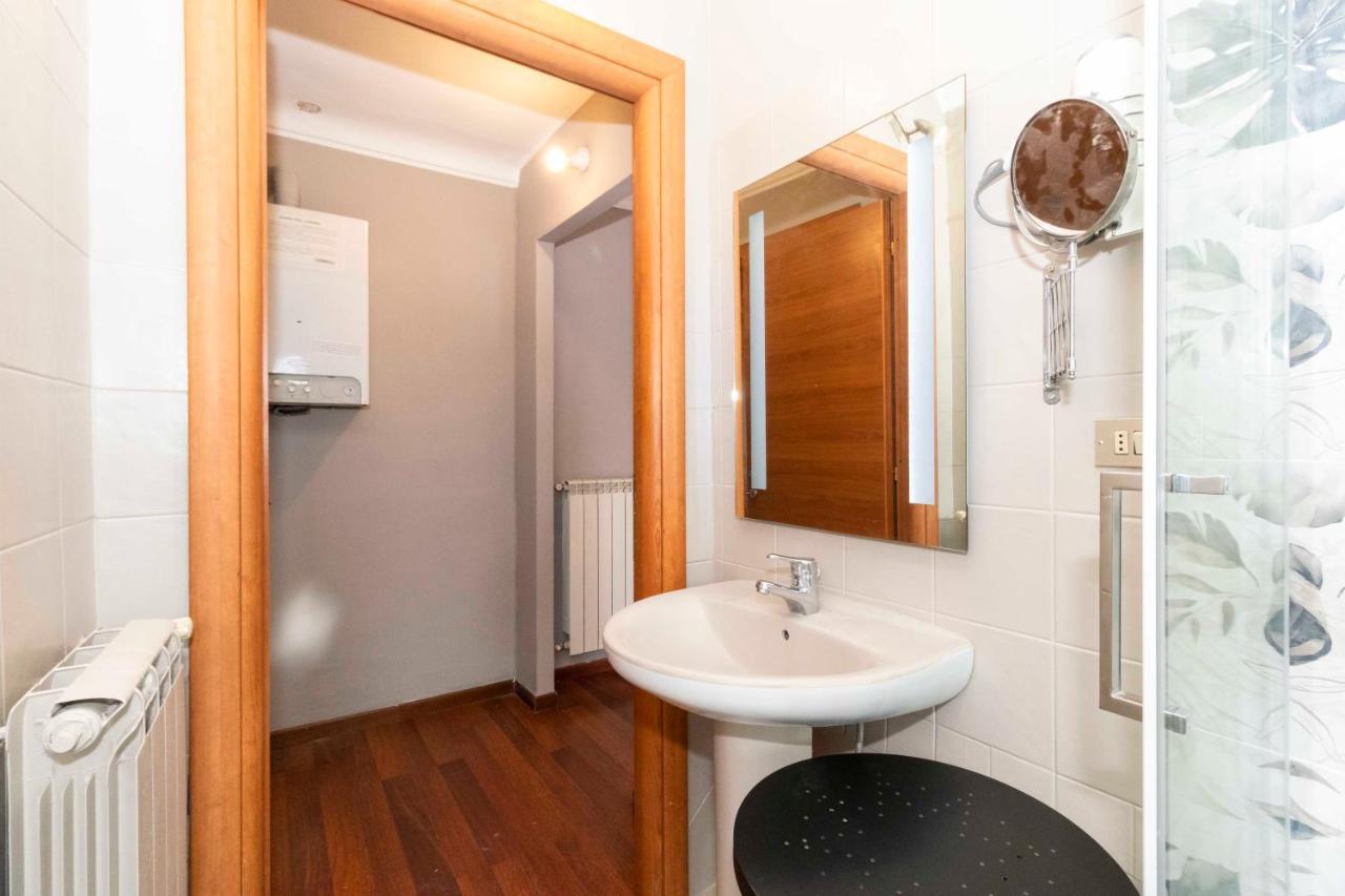 San Salvario Apt With Balcony Turim Exterior foto