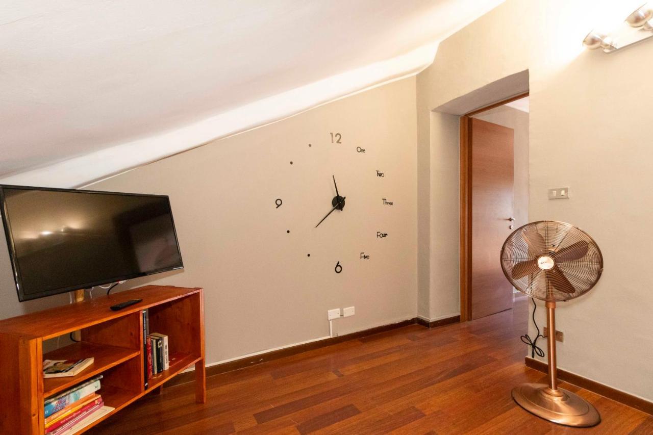 San Salvario Apt With Balcony Turim Exterior foto